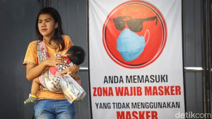 Duh, Kesadaran Warga Memakai Masker Masih Minim Masker merupakan langkah antisipasi paling awal untuk mencegah penyebaran virus Corona. Saat ini, masih banyak warga beraktivitas tanpa mengenakan masker.