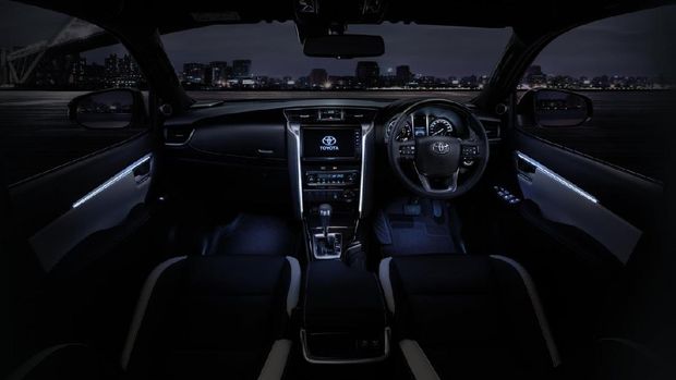 Fortuner Legender