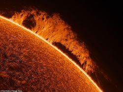 Langka! Foto Detail Permukaan Matahari