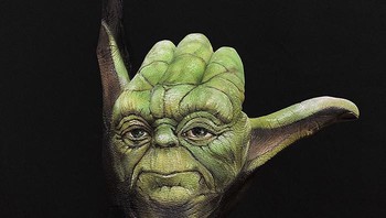 Saat di bangku kuliah, Jiro tidak ingin hanya terpaku pada satu material spesifik. Foto: Amazing Jiro/Bored Panda