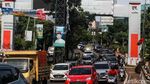 Jalan Juanda Arah Jakarta Mulai Macet