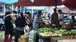 Jelang New Normal Pasar di Bekasi Tetap Ramai