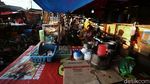 Jelang New Normal Pasar di Bekasi Tetap Ramai