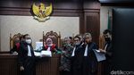 Ketua KPU Bersaksi di Sidang Suap PAW Anggota DPR