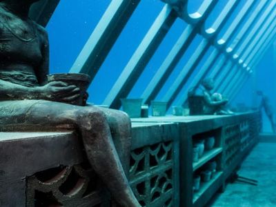 Penampakan Museum Bawah Laut yang Bak Atlantis