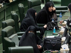Perlindungan Perempuan di Iran Terganjal Kaum Konservatif