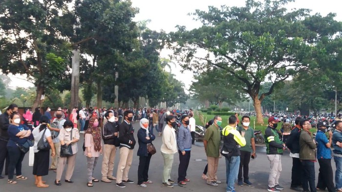 Pemohon Perpanjangan Sim