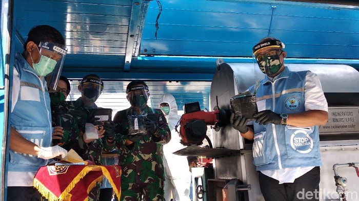 Pemusnahan sabu oleh BBNP Jabar