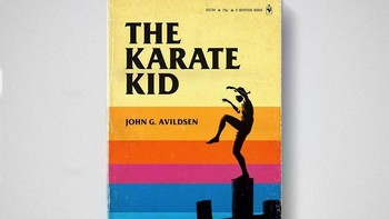 Terakhir, ada sampul buku yang diadaptasi dari film Karate Kid. Istimewa/Dok. Boredpanda/Hidreley.