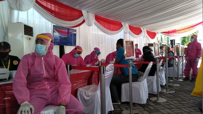 rapid test massal di pasar sepanjang sidaorjo
