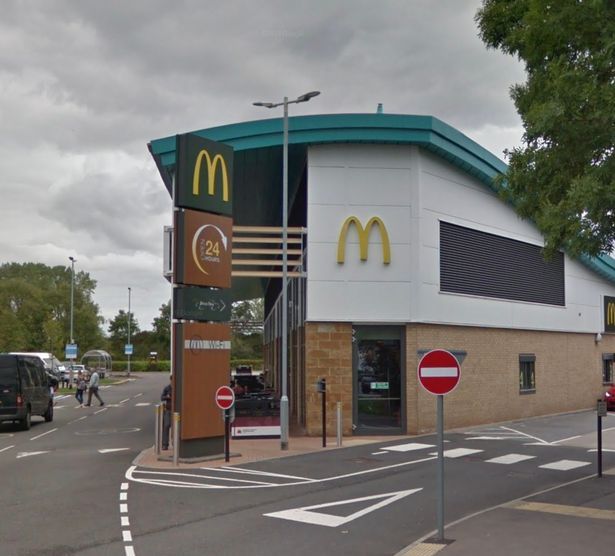 Ratu Elizabeth II punya gerai McDonald's