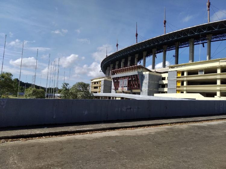 Wajah Stadion Palaran yang Tak Lagi Rupawan