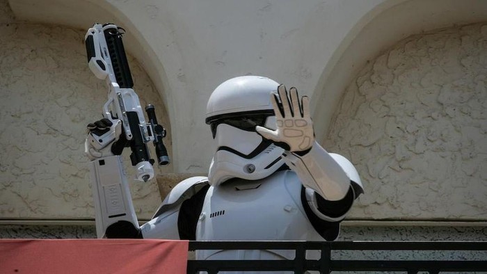 Star Wars pantau jarak sosial