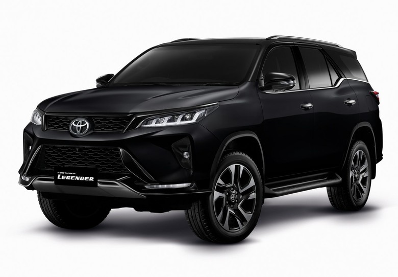 Toyota Fortuner dan Hilux generasi terbaru Toyota Fortuner dan Hilux generasi terbaru