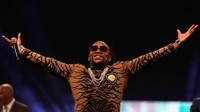 Meninggalnya George Floyd tampaknya membuat Floyd Mayweather Jr tergerak. Mantan petinju tak terkalahkan tersebut diklaim akan menanggung biaya pemakamannya. Matthew Lewis/Getty Images  