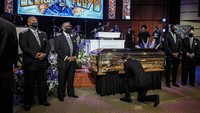 Pendeta Al Sharpton bersumpah bahwa kematian George Floyd akan mengubah seluruh sistem peradilan di Amerika Serikat.