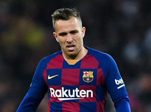 Juventus-Barca Sepakati Transfer Pjanic-Arthur, Untung Siapa?