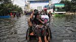 Banjir Rob Terjang Muara Baru