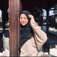 Seperti dilansir New Straits Times, pengantar makanan yang akrab disapa Fafa ini menceritakan bahwa banyak pelanggan terkejut melihatnya mengirim makanan. Ia pun mengaku telah menyukai sepeda motor sejak kecil. Foto: Instagram