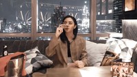 Lewat akun Instagramnya, Gita sering membagikan momen kulinerannya yang seru di berbagai restoran hingga kafe kekinian. Foto: Instagram @gitasinaga