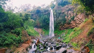 Pilu, Turis Tewas Terseret Arus Saat Liburan di Grojogan Sewu