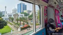 Mulai Beroperasi Normal, MRT Jakarta Masih Lengang