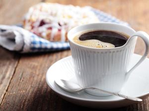 Rutin Minum Kopi Pahit? Ini 5 Efek Sehatnya pada Tubuh