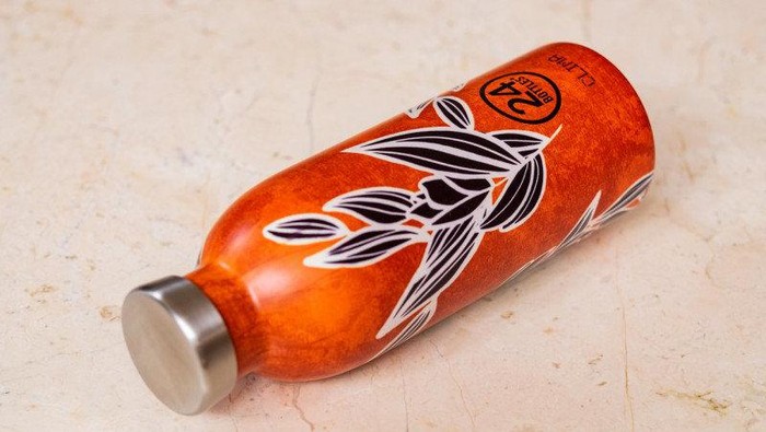 motif batik di 24 bottles
