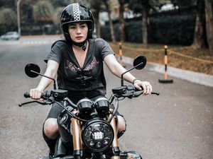 Nabila Putri Baru Melahirkan, Cantiknya Makin Melimpah Ruah