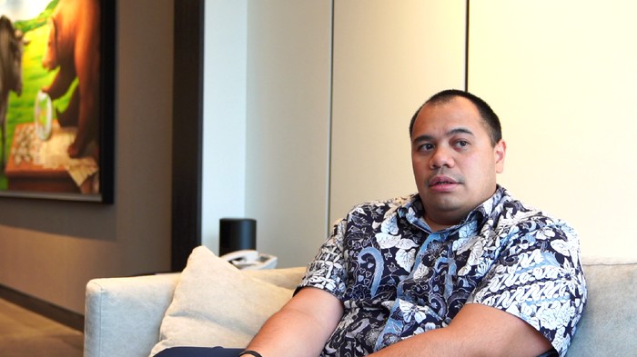 Direktur Toba Bara, Pendiri Indies Capital, VC Ventures, Presiden Komisaris SEA Group Indonesia, Shopee, Dewan Komisaris Gojek, Bukalapak