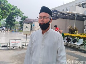 Masjid Al Azhar Siap Gelar Salat Jumat, Jemaah Dibatasi 50 Persen
