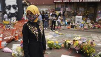 Sebelumnya Ilhan Omar juga sempat mengunjungi tempat George Floyd meninggal. Anthony Souffle/Star Tribune via AP.