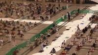 Pemerintah Arab Saudi sudah melakukan pelonggaran lockdown terhadap kedua masjid suci ini dan menggelar salat Jumat untuk pertama kalinya pada Jumat (5/6/2020). (Foto: dok. Haramain Info)