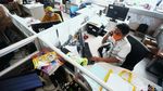 Suasana Kerja PNS DKI di Hari Pertama PSBB Transisi