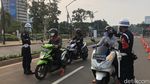 Suasana New Normal di Ring Road GBK, Pengunjung Wajib Pakai Masker