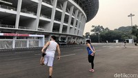 Pada hari pertama masa transisi PSBB, tidak terlihat kerumunan pengunjung. Area masih terlihat sepi. (Foto: Ayunda/detikHealth)