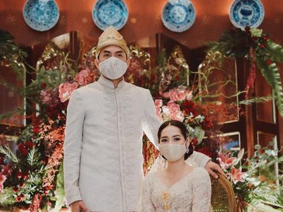 Bermasker, Niken Anjani Resmi Menikah Lagi