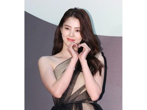 Deretan Gaya Aktris Korea Bergaun Mewah di Baeksang Awards 2020