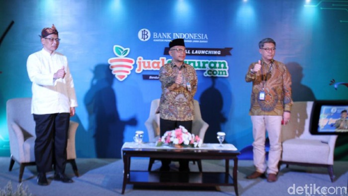 Petani di Jabar Jualan Sayur Via Online