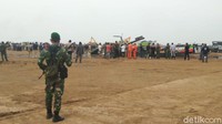 Diberitakan sebelumnya, Humas Basarnas Semarang Zulhawary mengungkap kecelakaan ini terjadi pada sekitar pukul 14.00 WIB. Sedangkan pihaknya mendapat laporan pada sekitar pukul 15.00 WIB. Angling Adhitya Purbaya/detikcom.