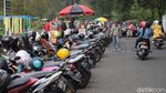 Duh, Puncak Rame Banget!