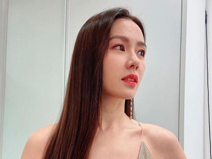 Netizen Tak Percaya Foto Ini Adalah Son Ye Jin 17 Tahun Lalu