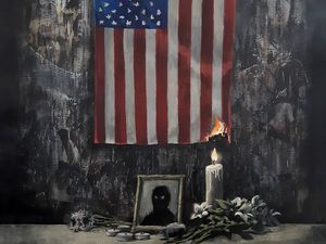 Banksy Bakar Bendera Amerika Serikat