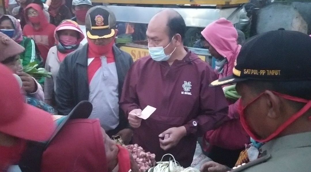 Bupati Tapanuli Utara Nikson Nababan