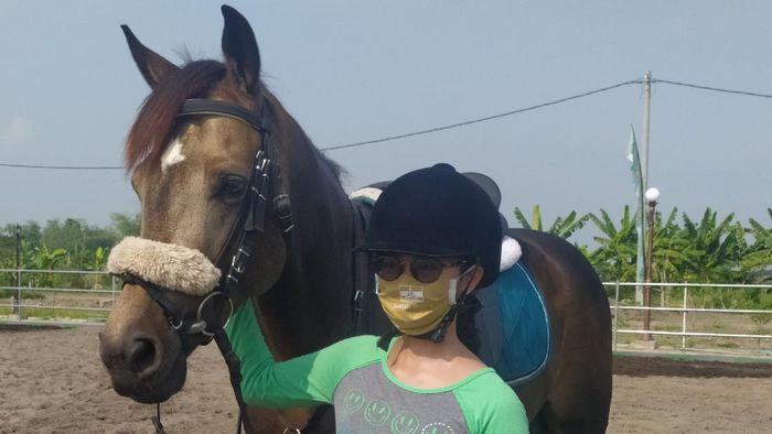 Equestrian Atlet Equestrian tetap berlatih di tengah pandemi virus Corona.