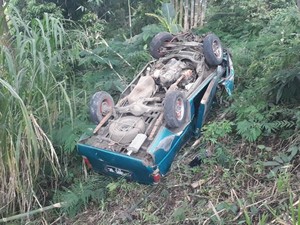 Pikap Tabrak Bikers Lalu Masuk Jurang di Mojokerto, 4 Orang Terluka