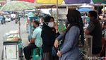 Lapak Pedagang Kacamata Eceran di Kota Bandung Ramai Pembeli