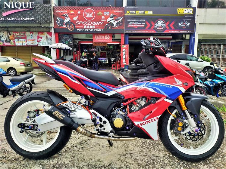 Modifikasi Honda Supra GTR 150 ala Negeri Jiran