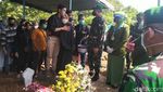 Momen Pemakaman Lettu Wisnu Korban Heli Jatuh di Kendal
