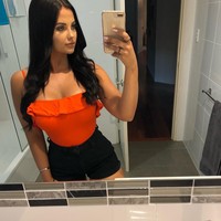 Seiring berjalannya waktu, banyak orang yang mengenalnya. Pundi-pundi Renee pun terus bertambah. Kini dalam sepekan, ia bisa mengantongi pemasukan hingga 14 ribu pound sterling atau sekitar Rp 250 juta. (Foto: Instagram/@renee_gracie)